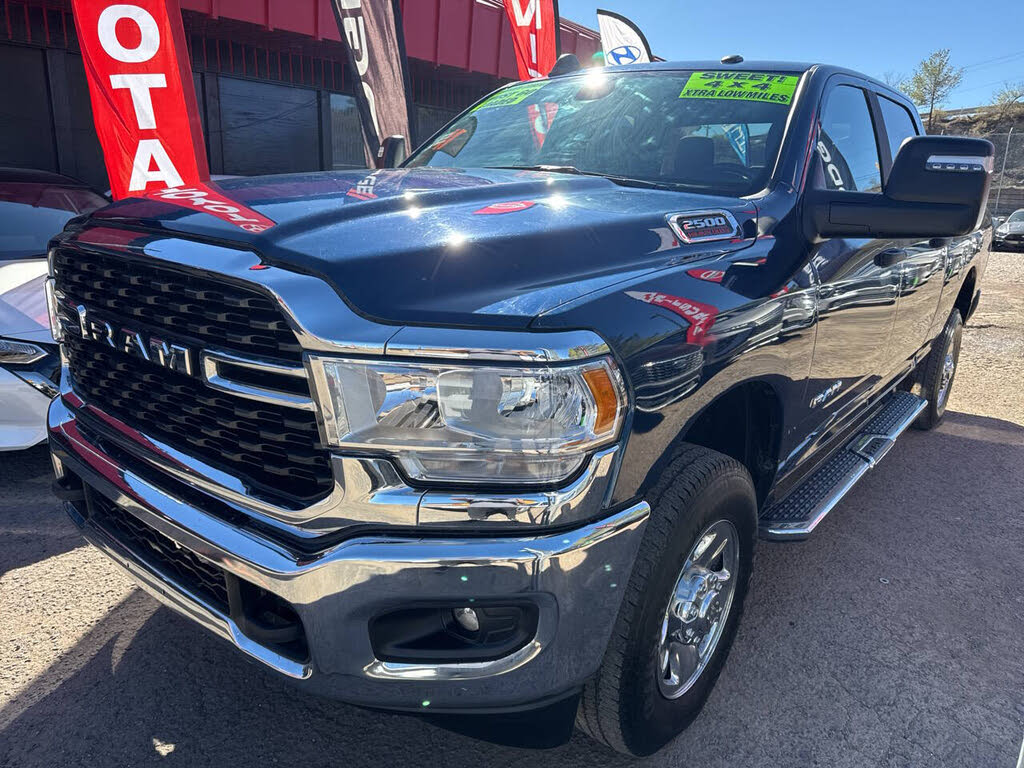 2024 RAM 2500 Big Horn Crew Cab 4WD