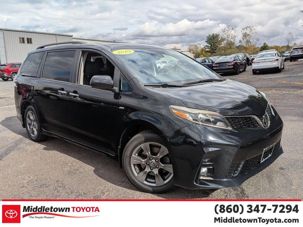 2019 Toyota Sienna SE 7-Passenger AWD