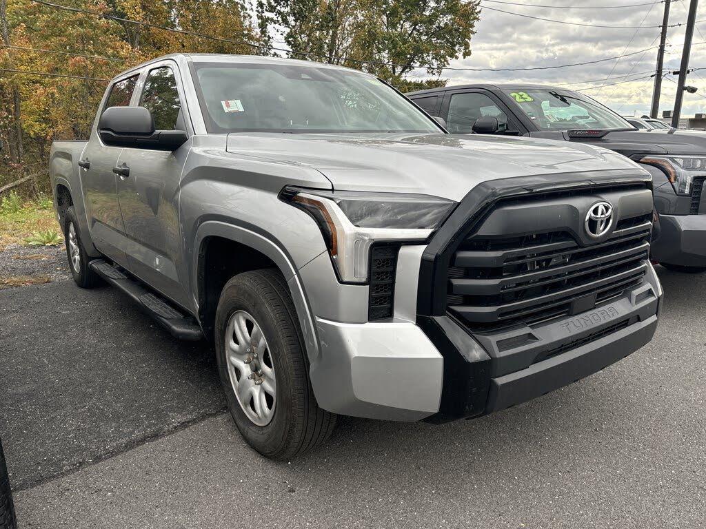 2022 Toyota Tundra SR CrewMax Cab 4WD