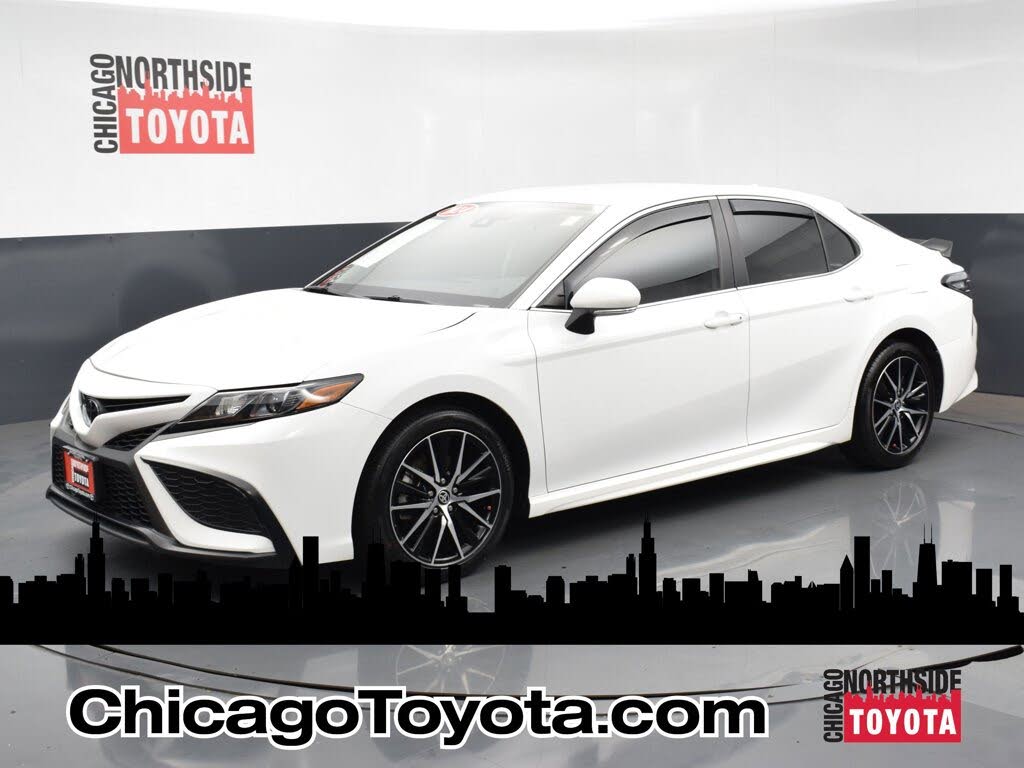 2024 Toyota Camry SE FWD