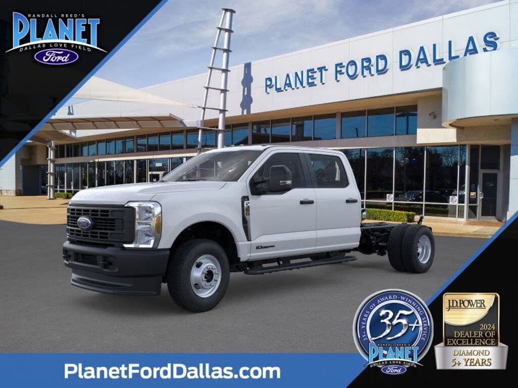 2026 Ford F-350 Super Duty Chassis XL Crew Cab DRW 4WD