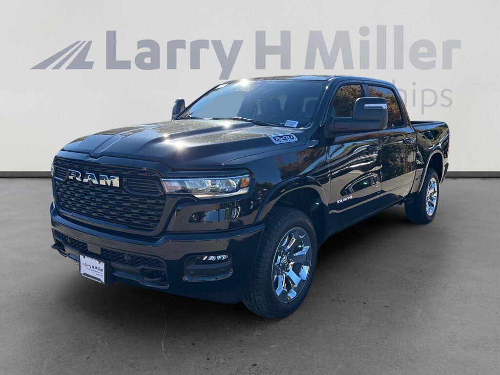 2026 RAM 1500 Big Horn Crew Cab 4WD