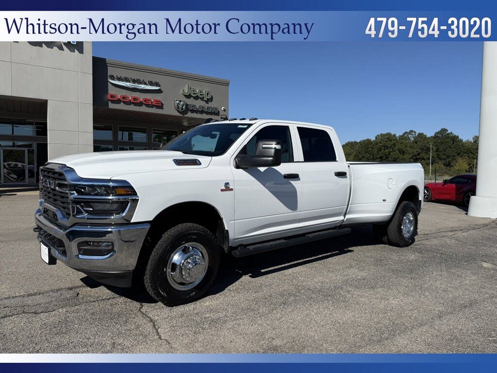 2026 RAM 3500 Tradesman Crew Cab LB DRW 4WD