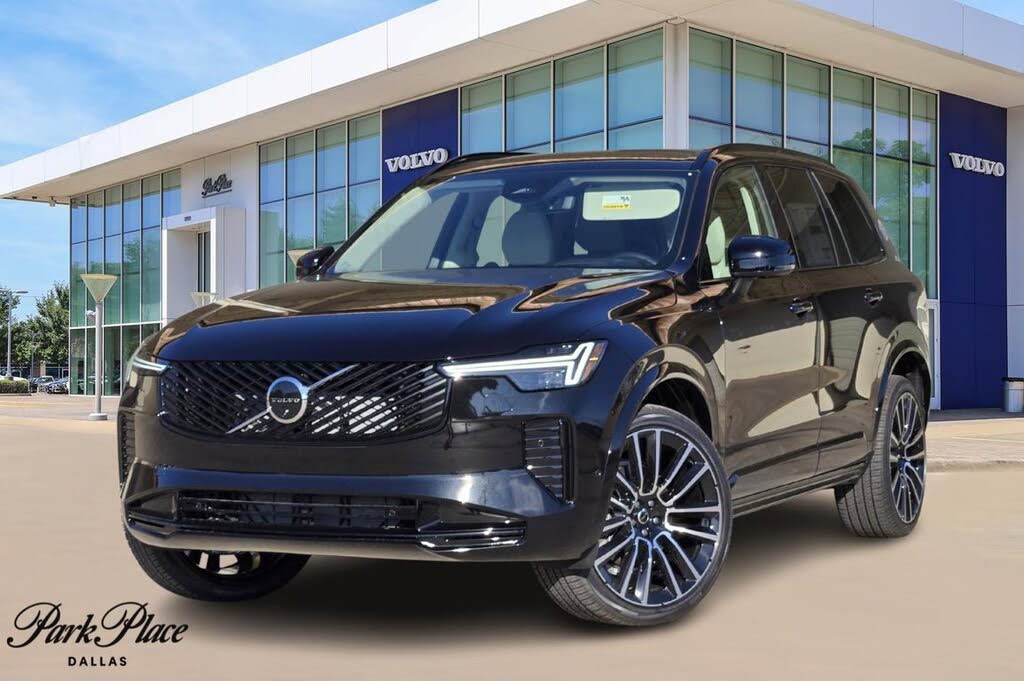 2026 Volvo XC90 B6 Ultra Dark 7-Passenger AWD