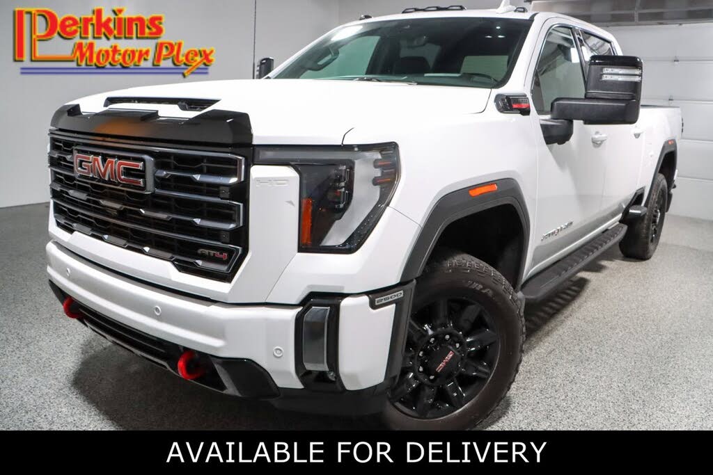 2024 GMC Sierra 2500HD AT4 Crew Cab 4WD