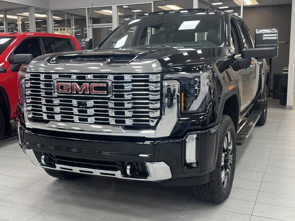 2026 GMC Sierra 3500HD Denali Crew Cab 4WD