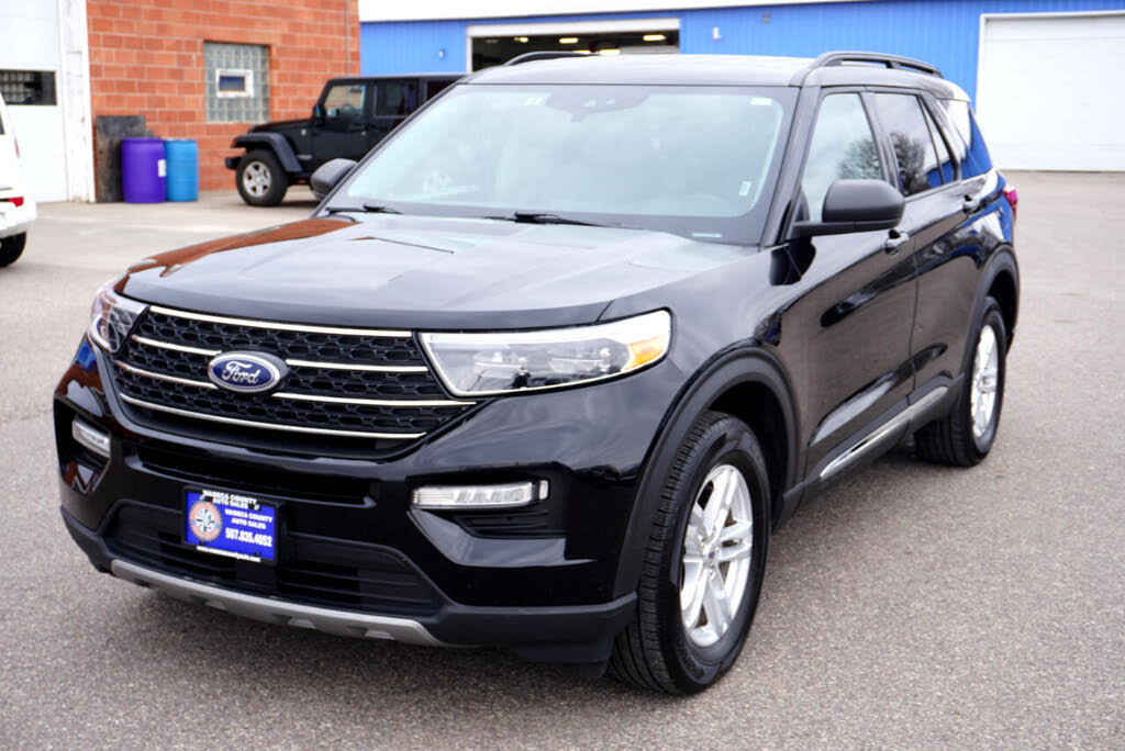 2023 Ford Explorer XLT AWD