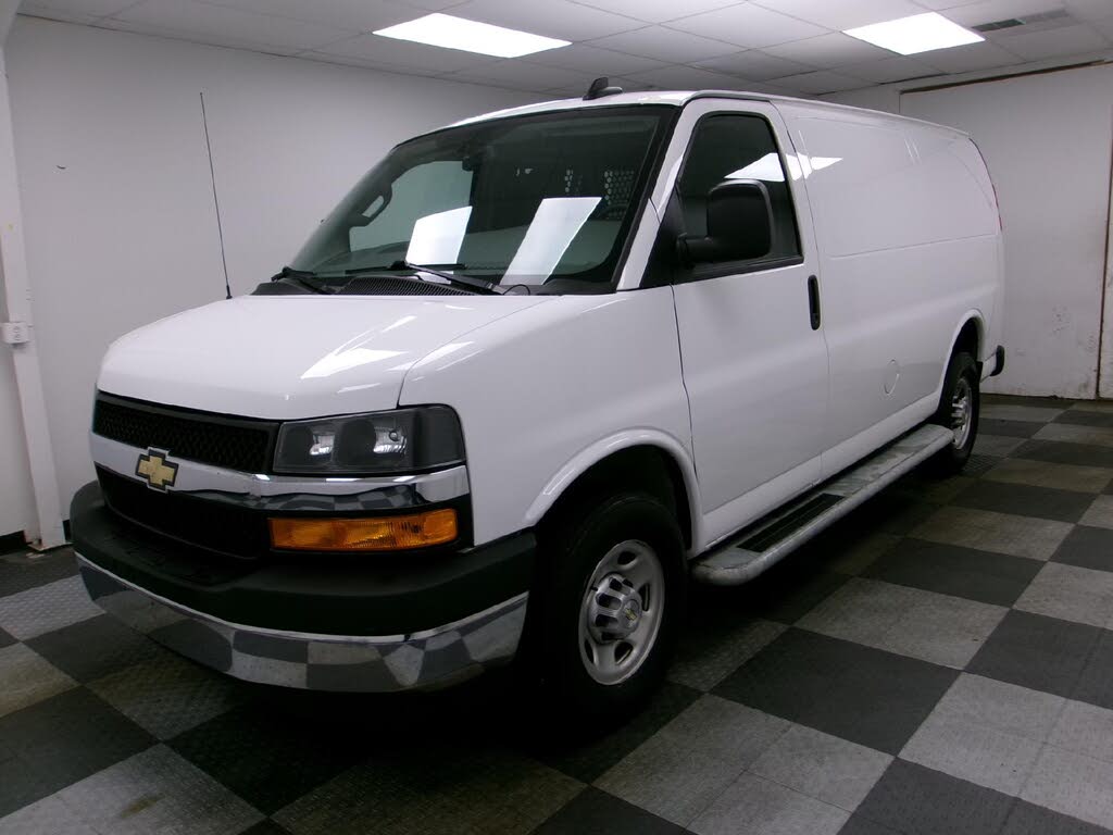 2024 Chevrolet Express Cargo 2500 RWD