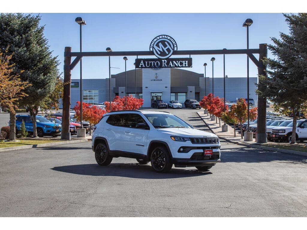 2026 Jeep Compass Latitude Altitude 4WD