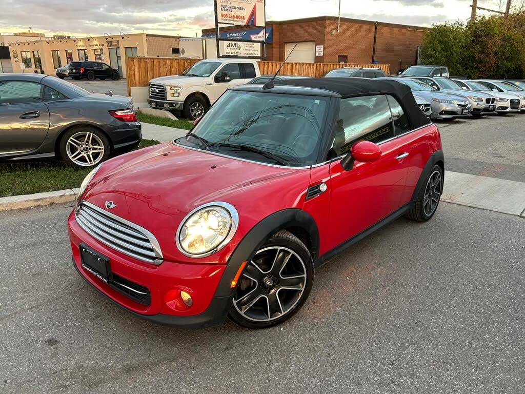2013 MINI Cooper Convertible FWD