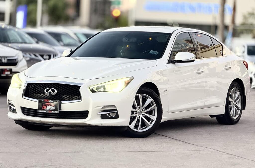 2016 INFINITI Q50 3.0t Premium RWD
