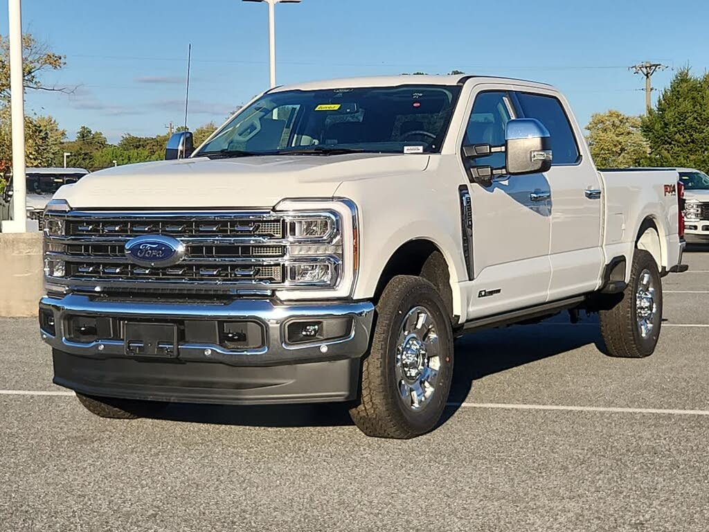 2026 Ford F-250 Super Duty Lariat Crew Cab 4WD