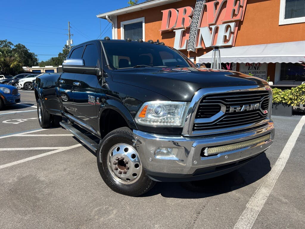 2018 RAM 3500 Laramie Limited Crew Cab LB DRW 4WD