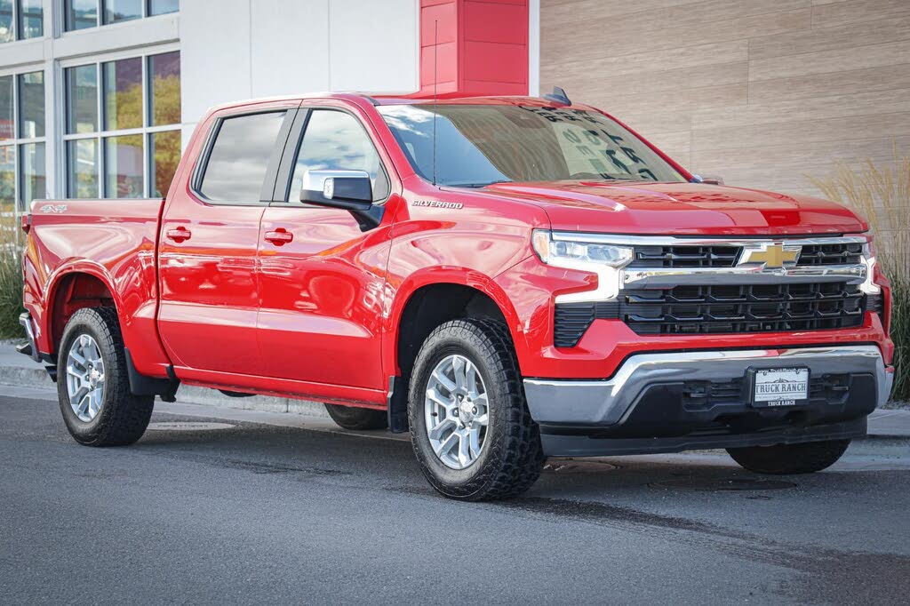 2023 Chevrolet Silverado 1500 LT Crew Cab 4WD