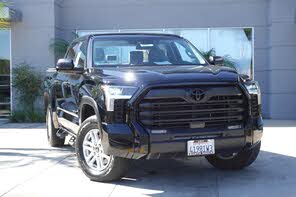 Toyota Tundra SR5 CrewMax Cab 4WD