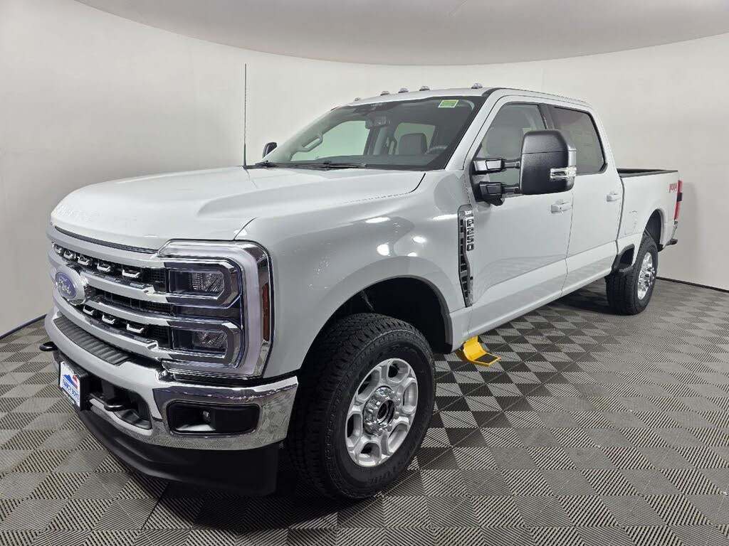 2026 Ford F-250 Super Duty XLT Crew Cab 4WD
