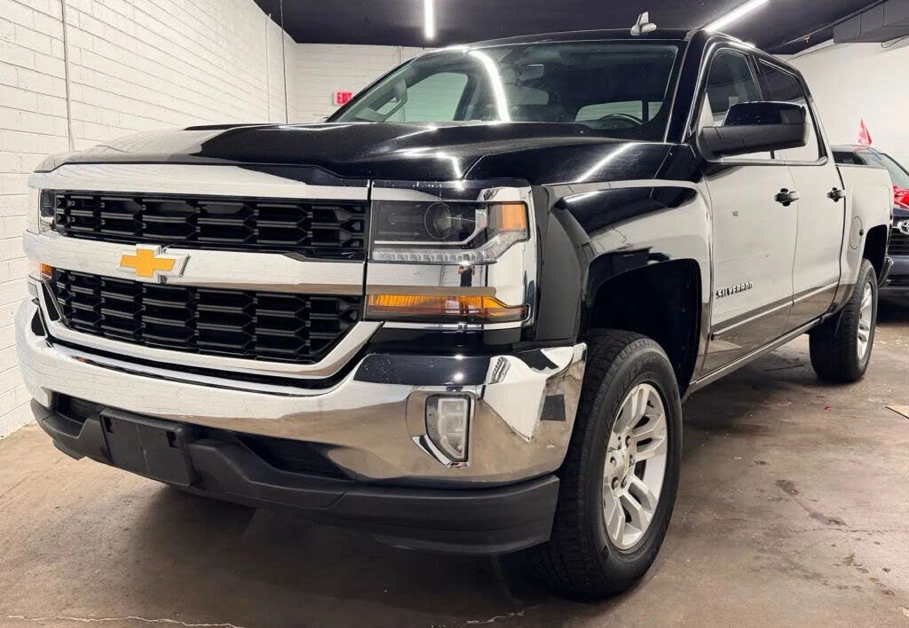 2017 Chevrolet Silverado 1500 LT Crew Cab RWD