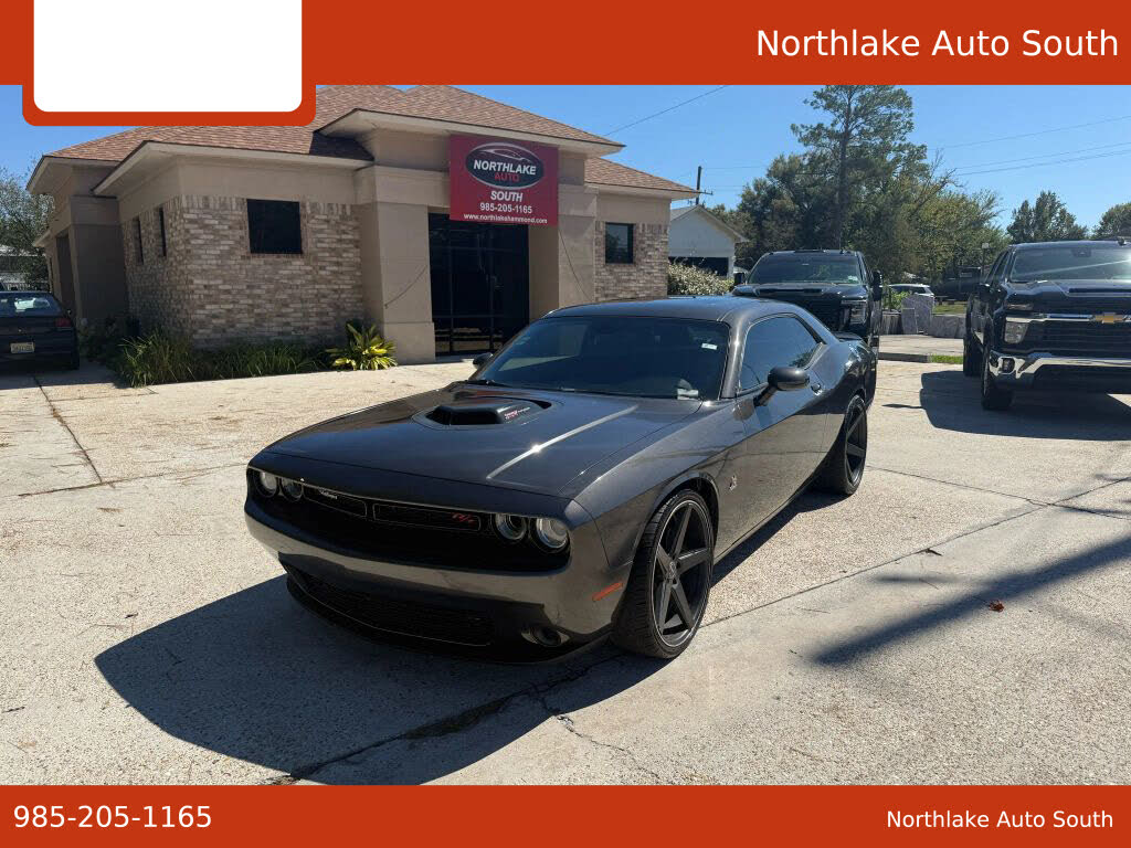 2017 Dodge Challenger 392 Hemi Scat Pack Shaker RWD