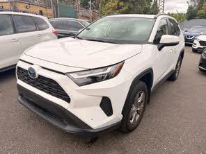 Toyota RAV4 Hybrid XLE AWD