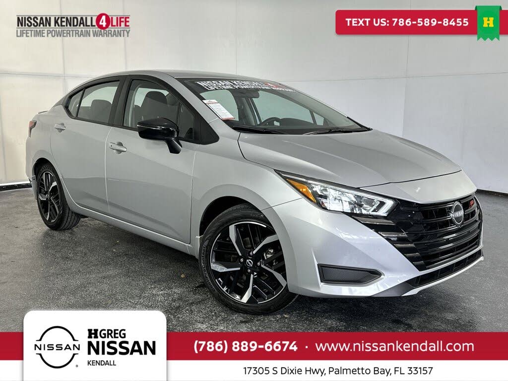 2025 Nissan Versa SR FWD