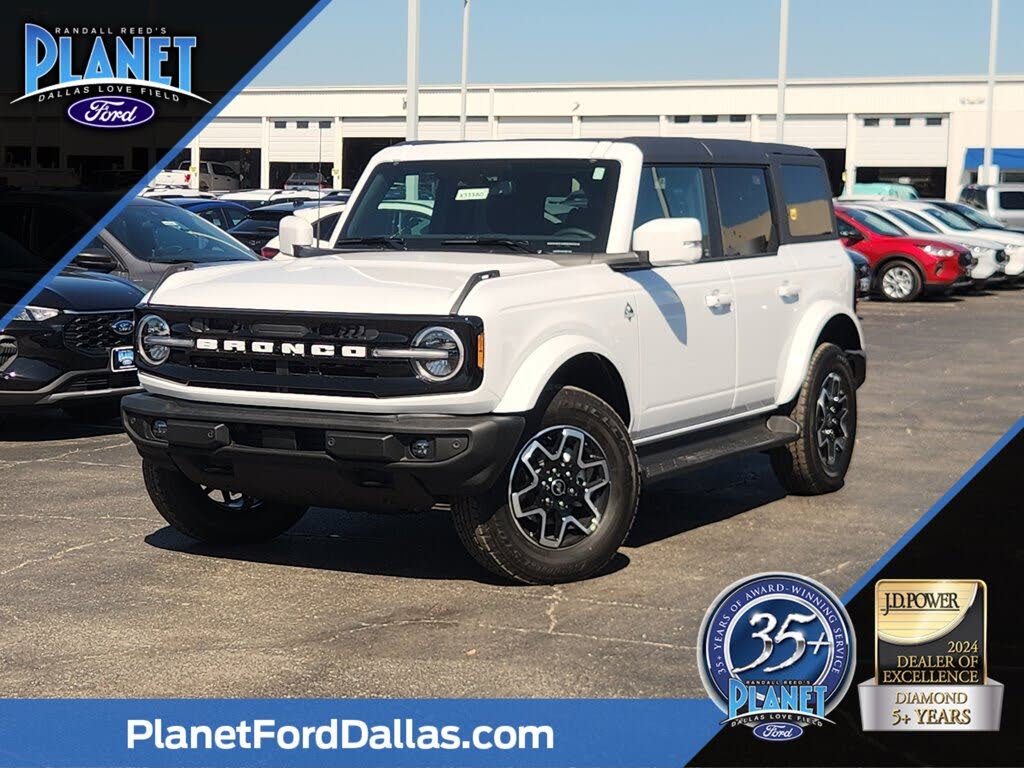 2025 Ford Bronco Outer Banks 4-Door 4WD