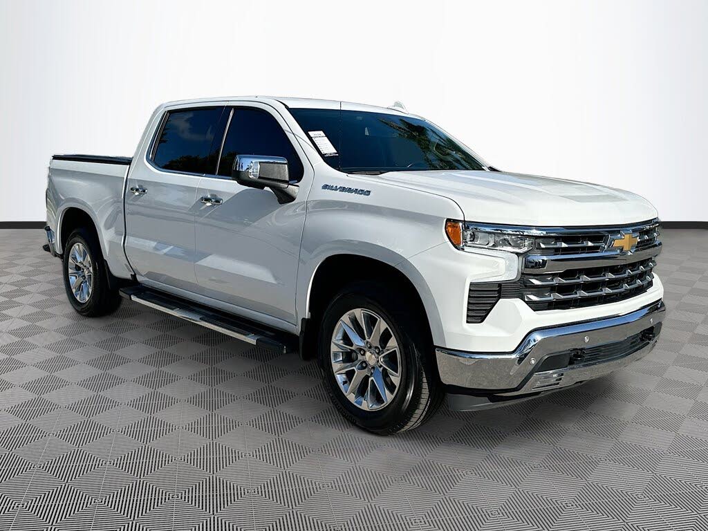 2022 Chevrolet Silverado 1500 LTZ Crew Cab 4WD
