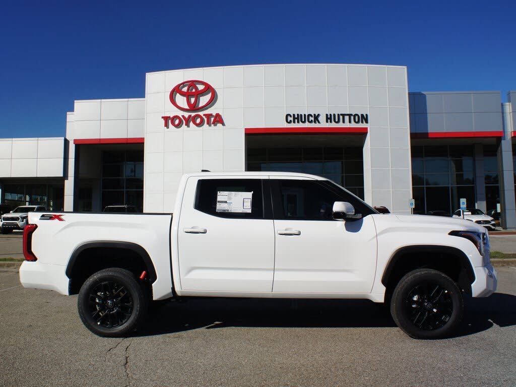 2026 Toyota Tundra SR5 CrewMax Cab 4WD