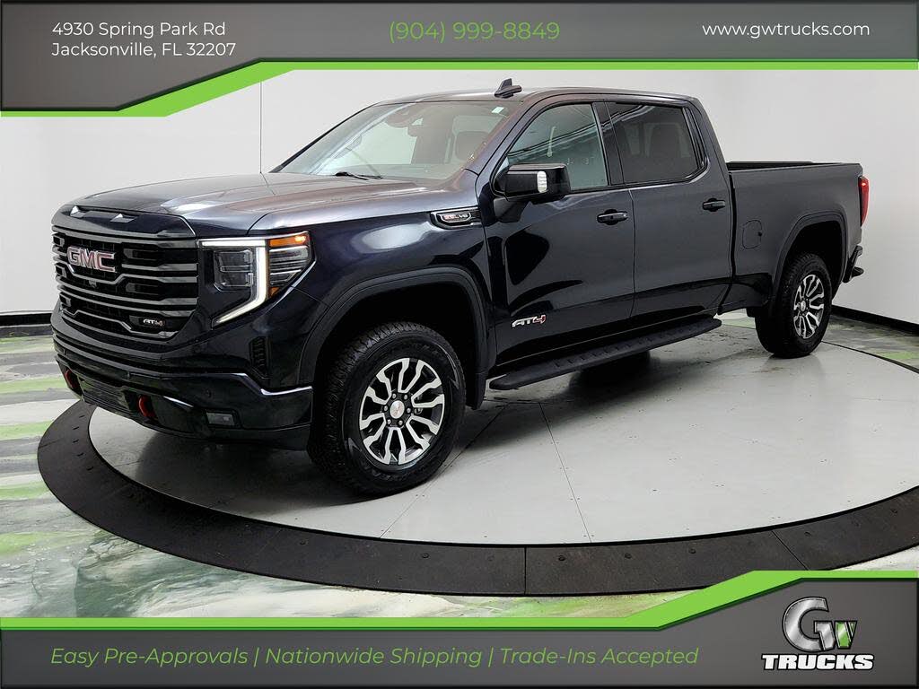 2023 GMC Sierra 1500 AT4 Crew Cab 4WD