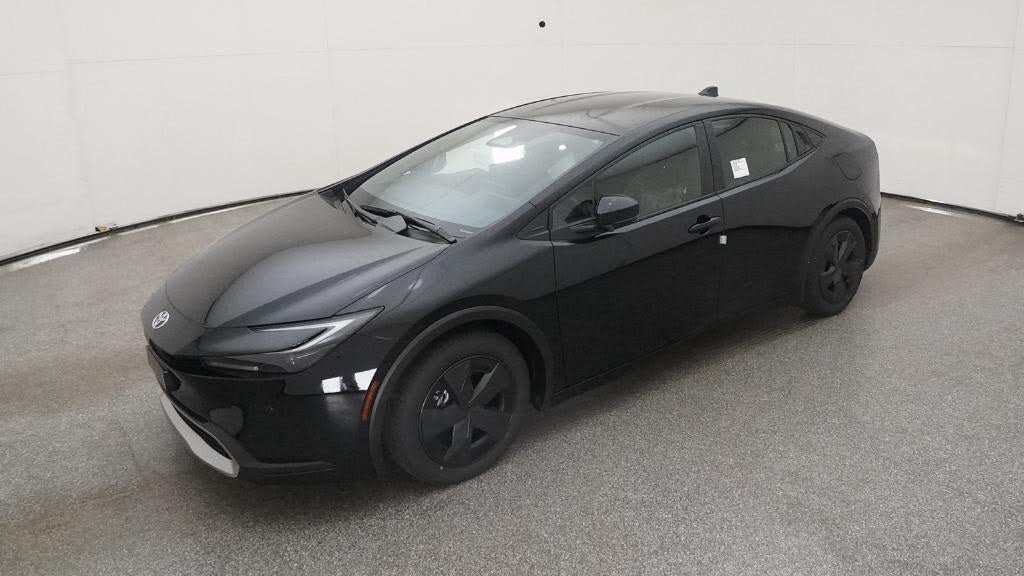 2026 Toyota Prius Plug-In Hybrid SE FWD