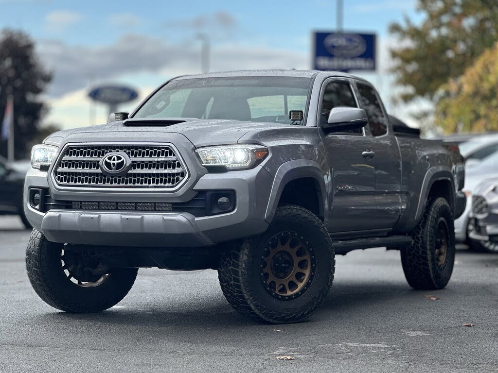 2016 Toyota Tacoma Access Cab V6 TRD Sport 4WD