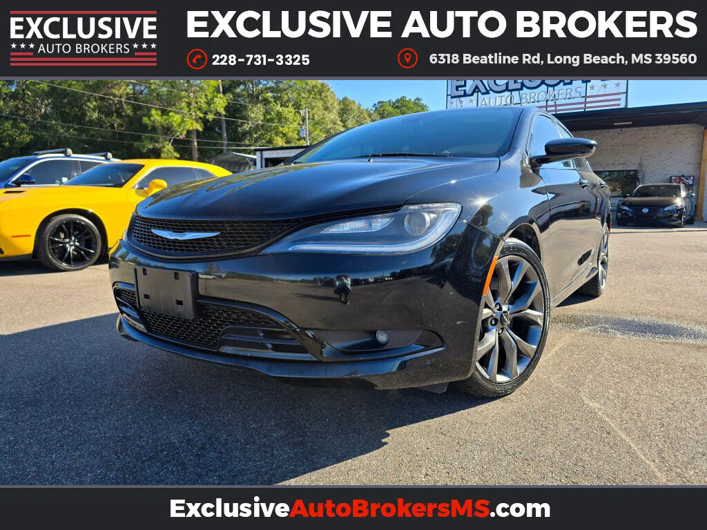 2015 Chrysler 200 S Sedan FWD