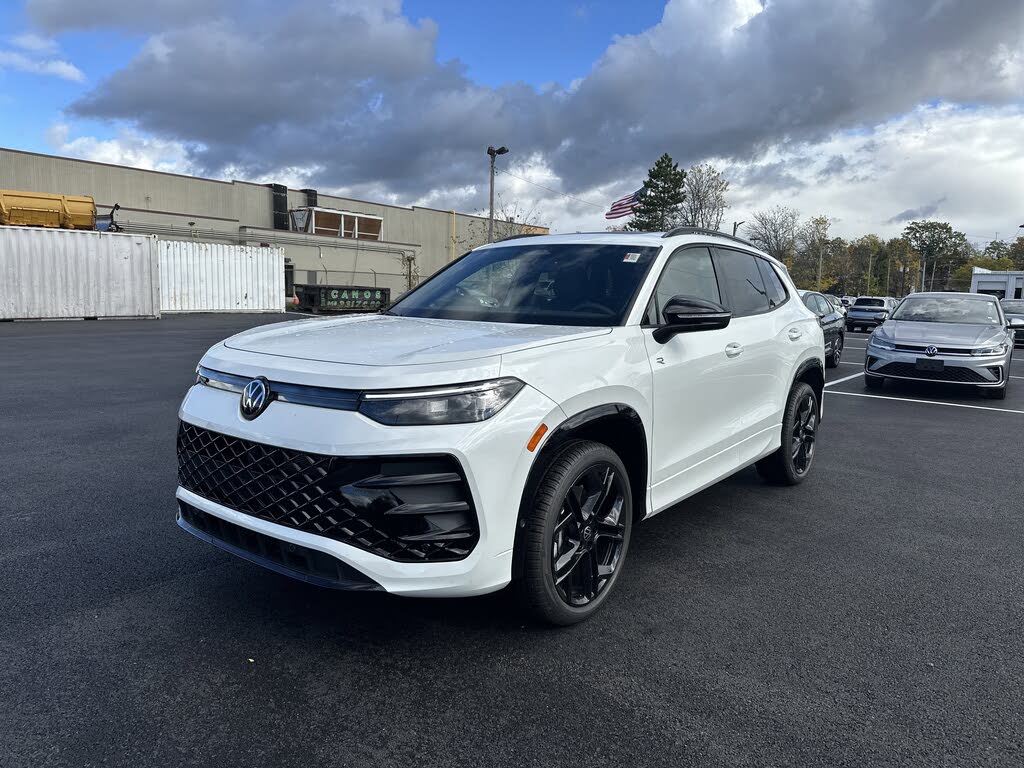 2025 Volkswagen Tiguan SE R-Line Black 4Motion