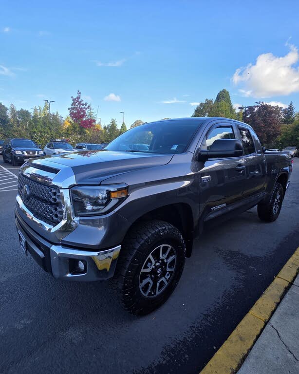 2019 Toyota Tundra SR5 Double Cab 5.7L 4WD