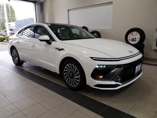 2025 Hyundai Sonata Hybrid Limited FWD