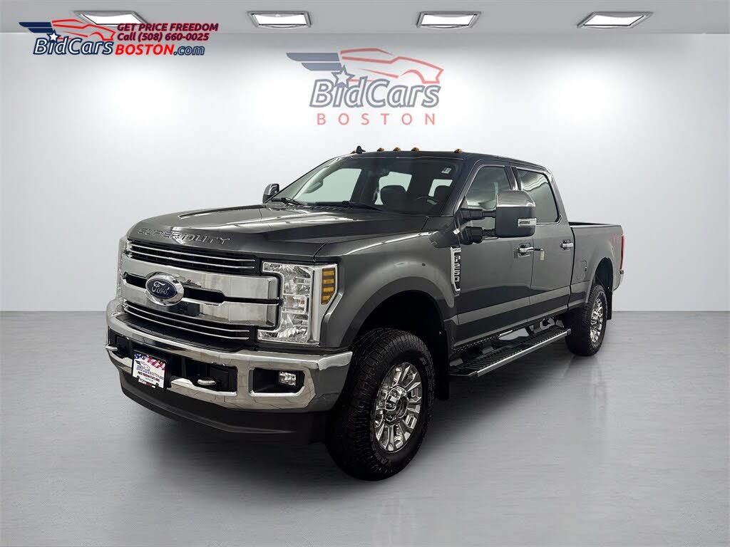 2019 Ford F-250 Super Duty Lariat Crew Cab 4WD