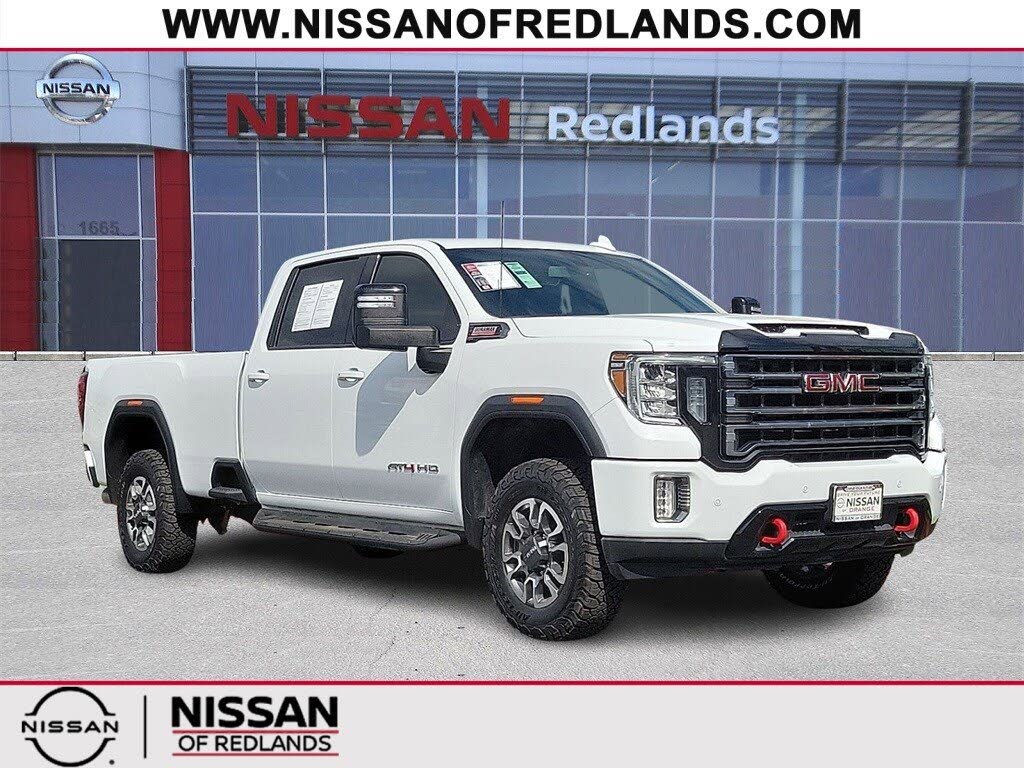 2023 GMC Sierra 2500HD AT4 Crew Cab 4WD