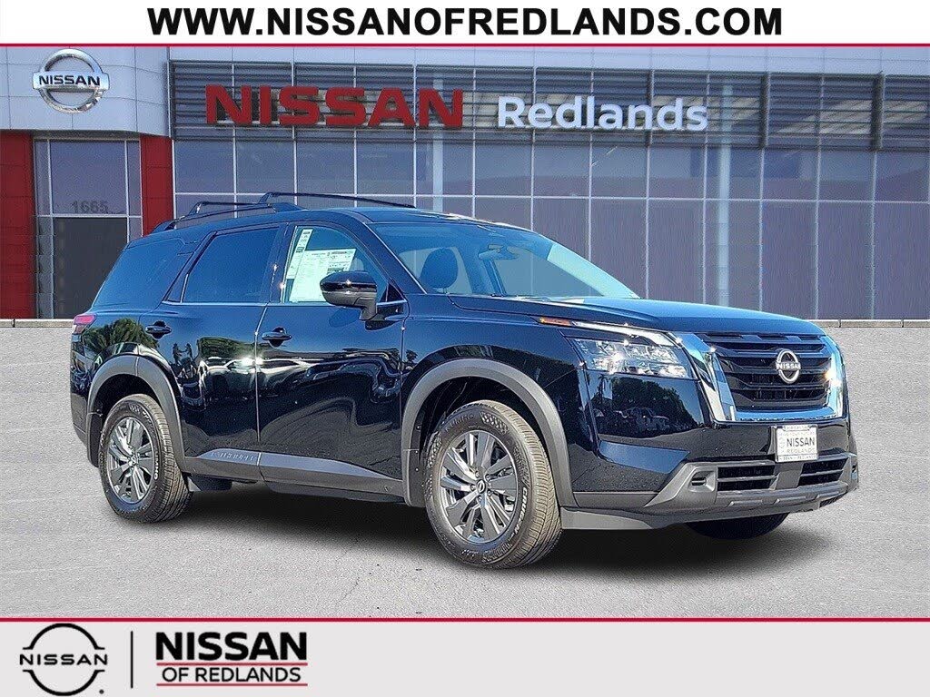 2025 Nissan Pathfinder SV FWD