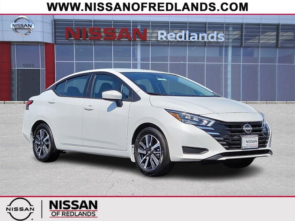 2025 Nissan Versa SV FWD