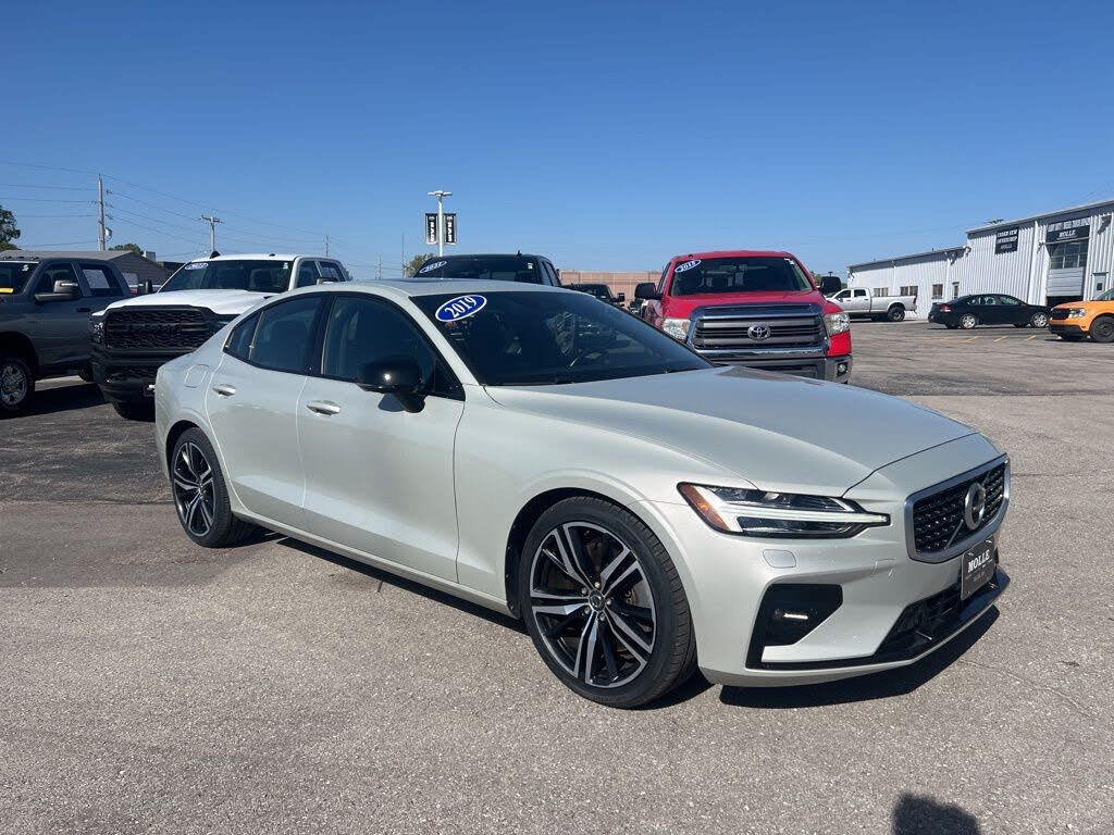 2019 Volvo S60 T6 R-Design AWD