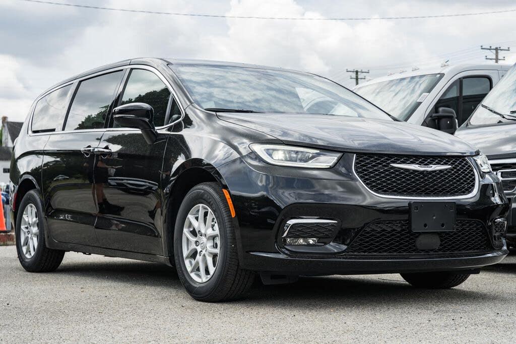 2025 Chrysler Pacifica Select FWD