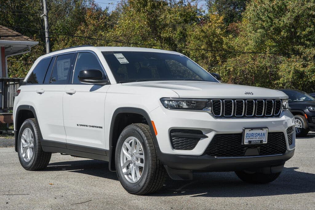 2025 Jeep Grand Cherokee Laredo X 4WD