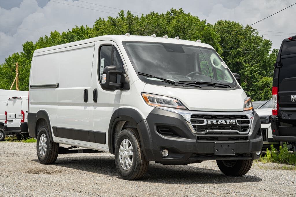 2025 RAM ProMaster 2500 Tradesman 136 Low Roof Cargo Van FWD
