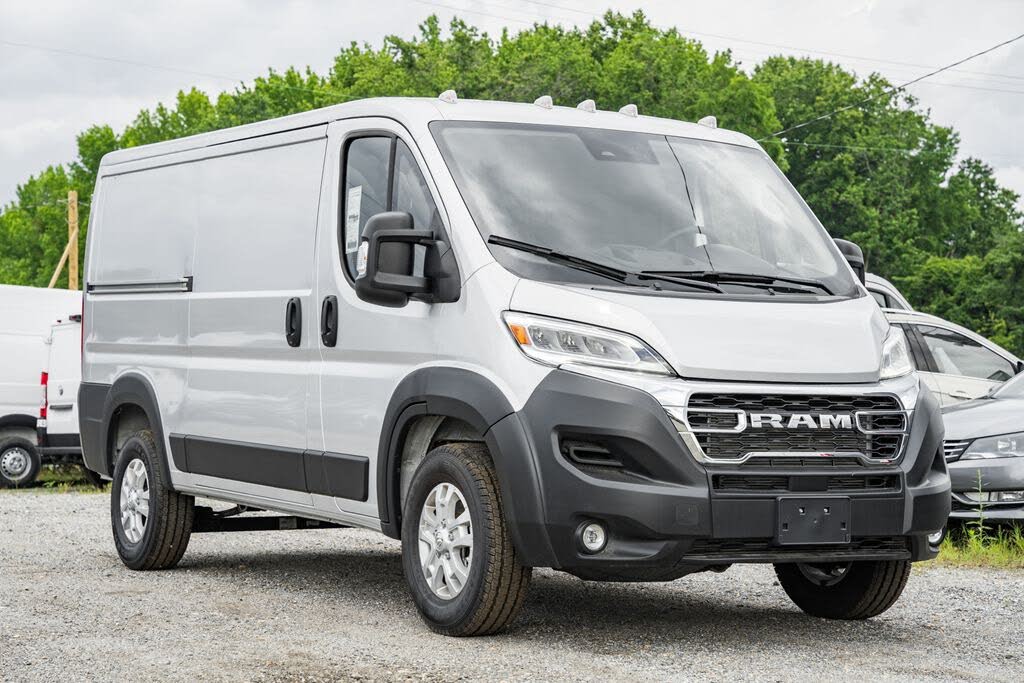 2025 RAM ProMaster 2500 Tradesman 136 Low Roof Cargo Van FWD