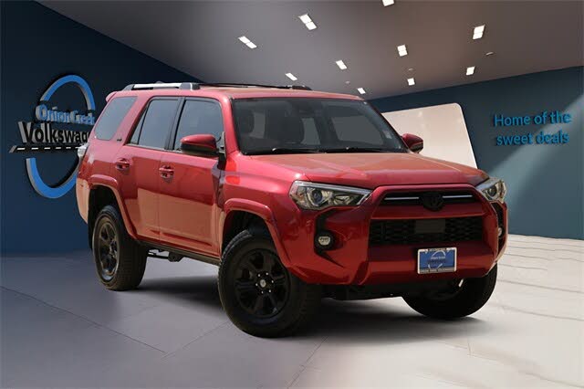 2023 Toyota 4Runner SR5 4WD