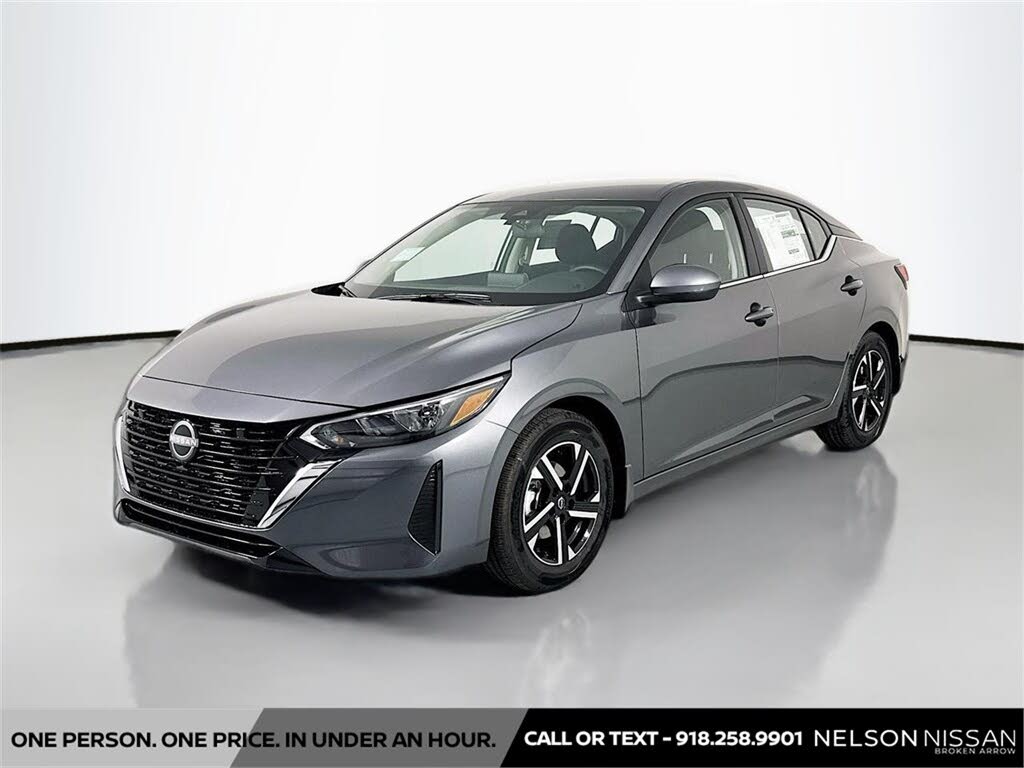 2025 Nissan Sentra SV FWD