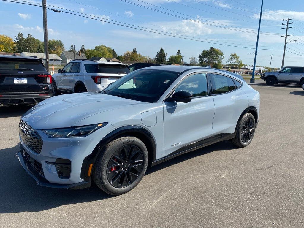 2025 Ford Mustang Mach-E Premium AWD
