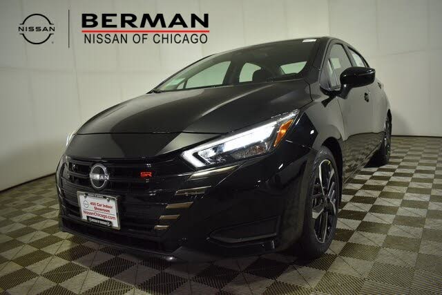 2025 Nissan Versa SR FWD