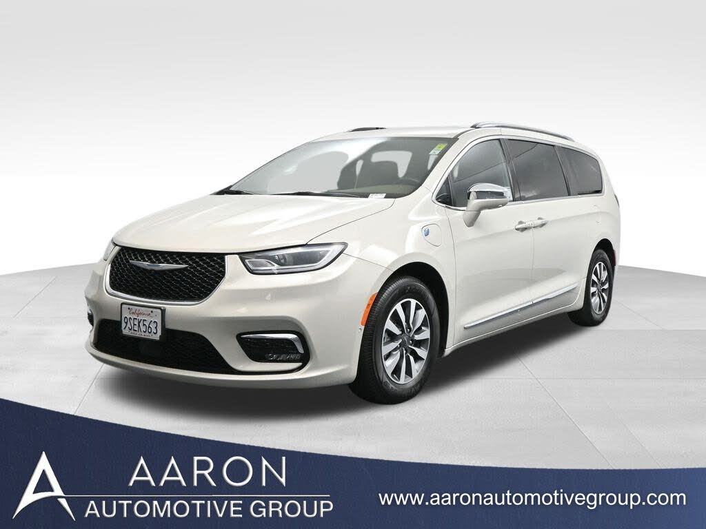 2021 Chrysler Pacifica Hybrid Limited FWD