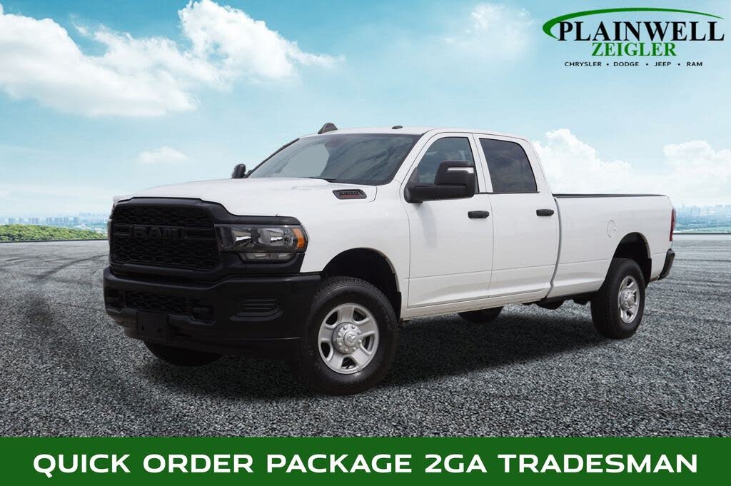 2023 RAM 3500 Tradesman Crew Cab LB 4WD