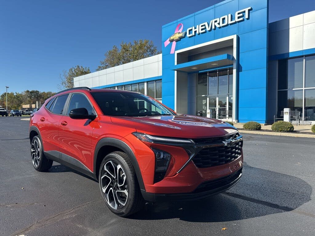 2024 Chevrolet Trax RS with 2RS FWD